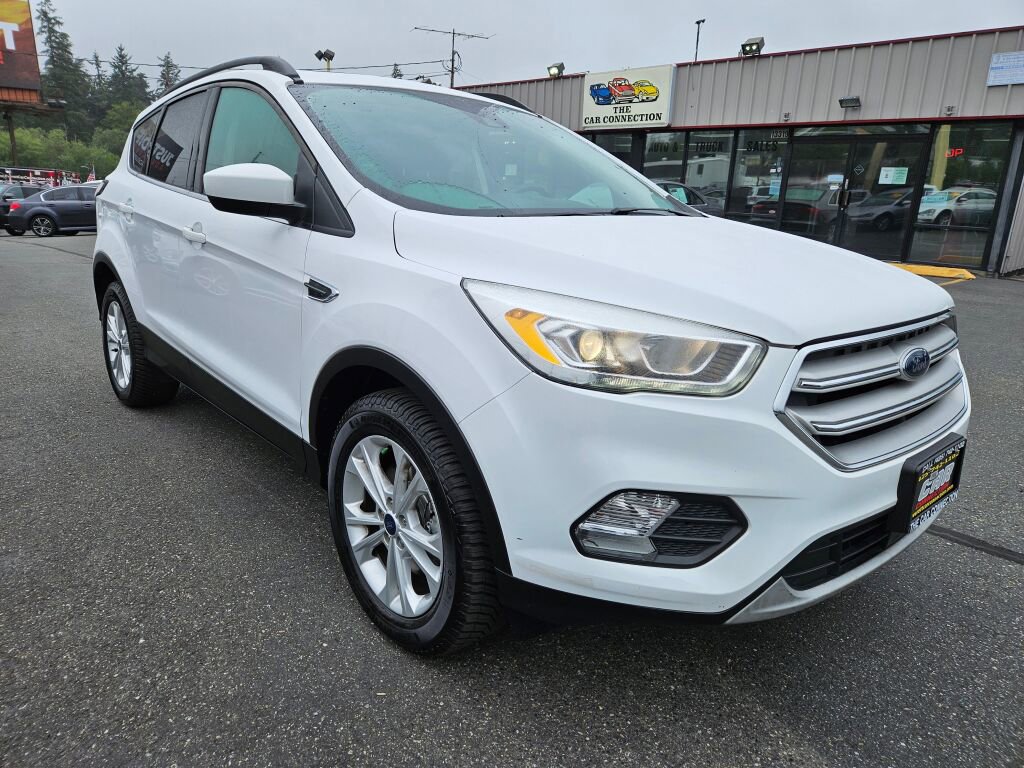 Used 2018 Ford Escape SEL w/ Ford Safe & Smart Package image 3