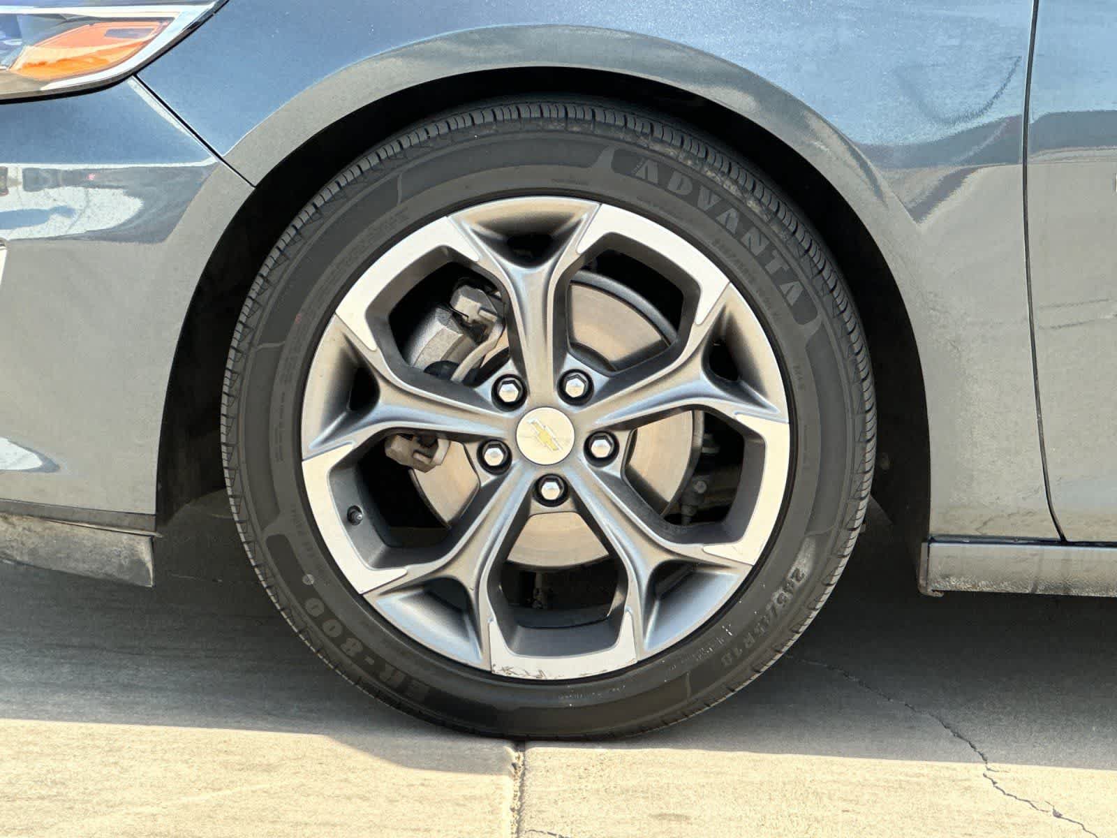 Used 2021 Chevrolet Malibu LT FWD image 24