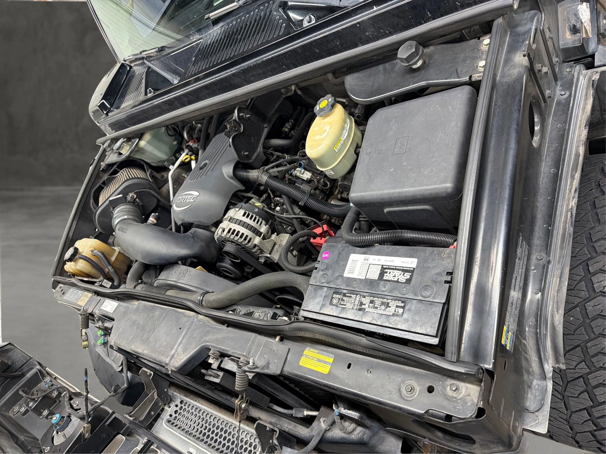 Used 2003 HUMMER H2 w/ Preferred Equipment Group image 9