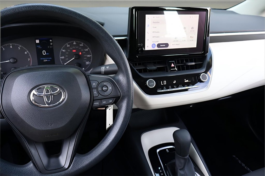 Certified 2023 Toyota Corolla LE image 21