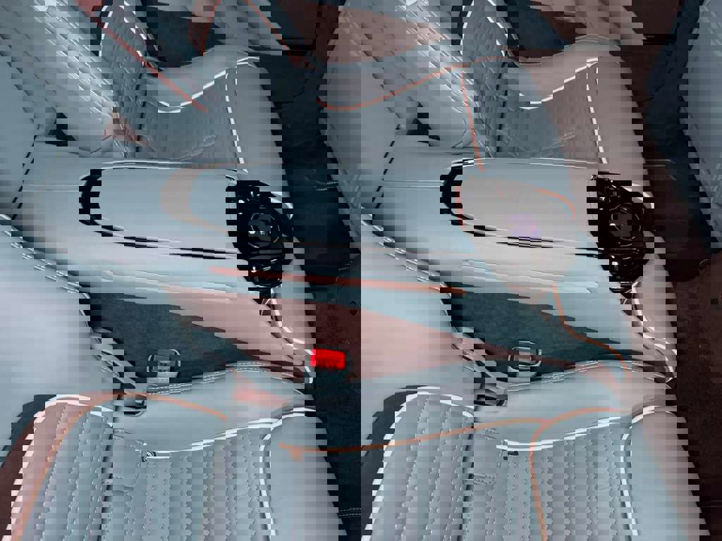 Used 2024 Ferrari Purosangue image 12