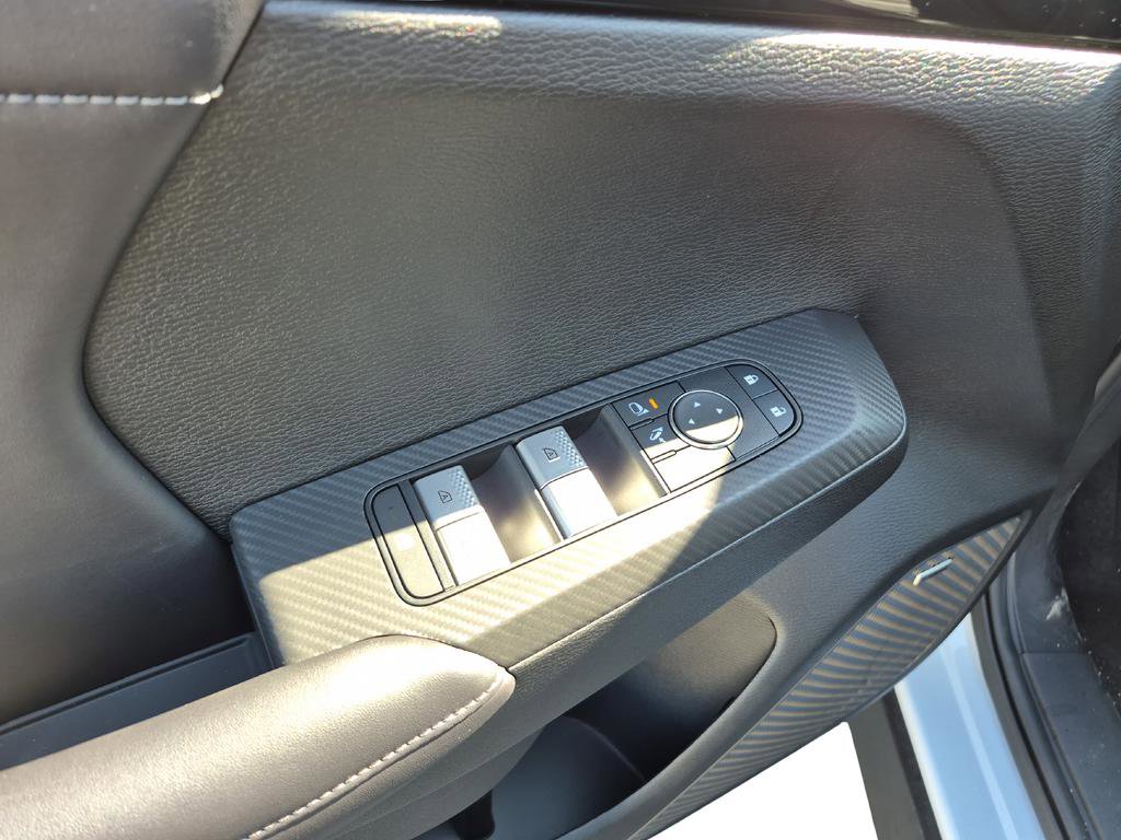 New 2026 Mitsubishi Outlander AWD image 25