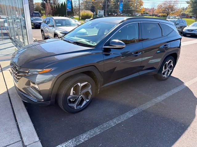 Used 2022 Hyundai Tucson Limited AWD/4WD image 5