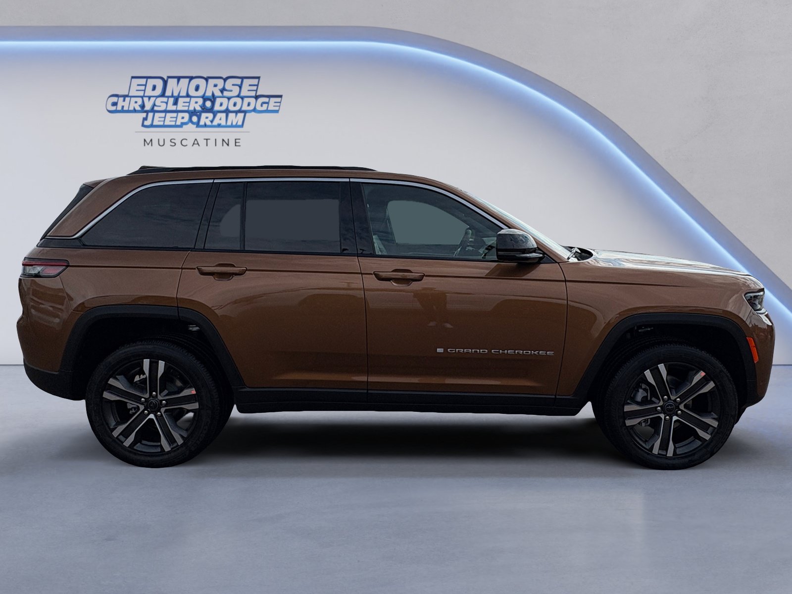 New 2027 Jeep Grand Cherokee Limited AWD/4WD image 6
