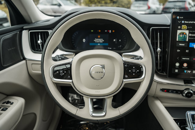 New 2026 Volvo XC60 B5 Ultra w/ Climate Package AWD/4WD image 30