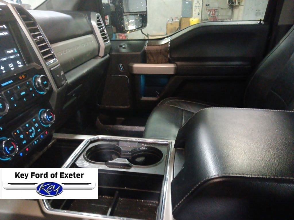 Used 2017 Ford F250 Lariat w/ Lariat Ultimate Package image 27