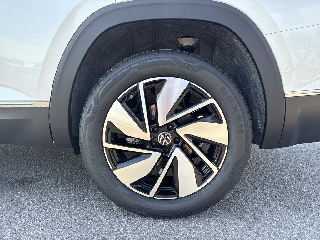 New 2026 Volkswagen Atlas SEL AWD/4WD image 14