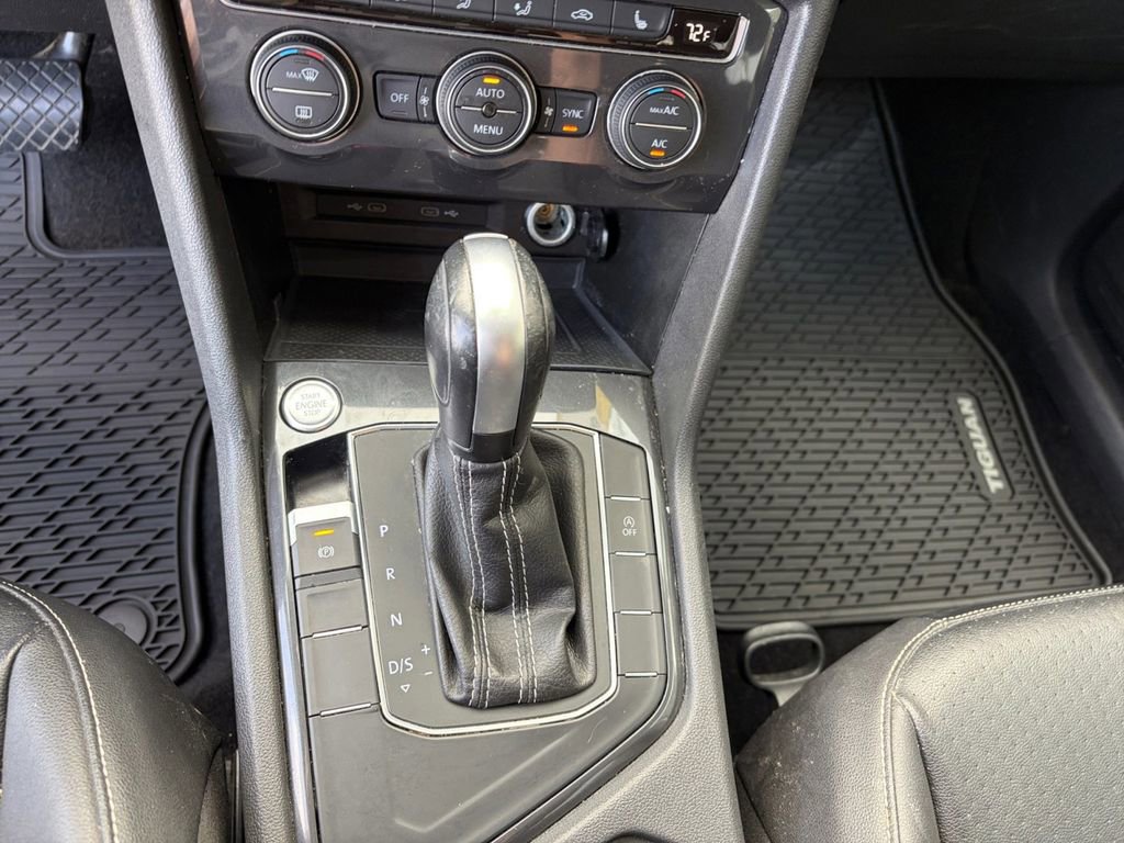 Certified 2021 Volkswagen Tiguan SE FWD image 20