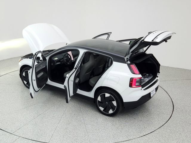 New 2025 Volvo EX30 Plus w/ Protection Package Premier image 16