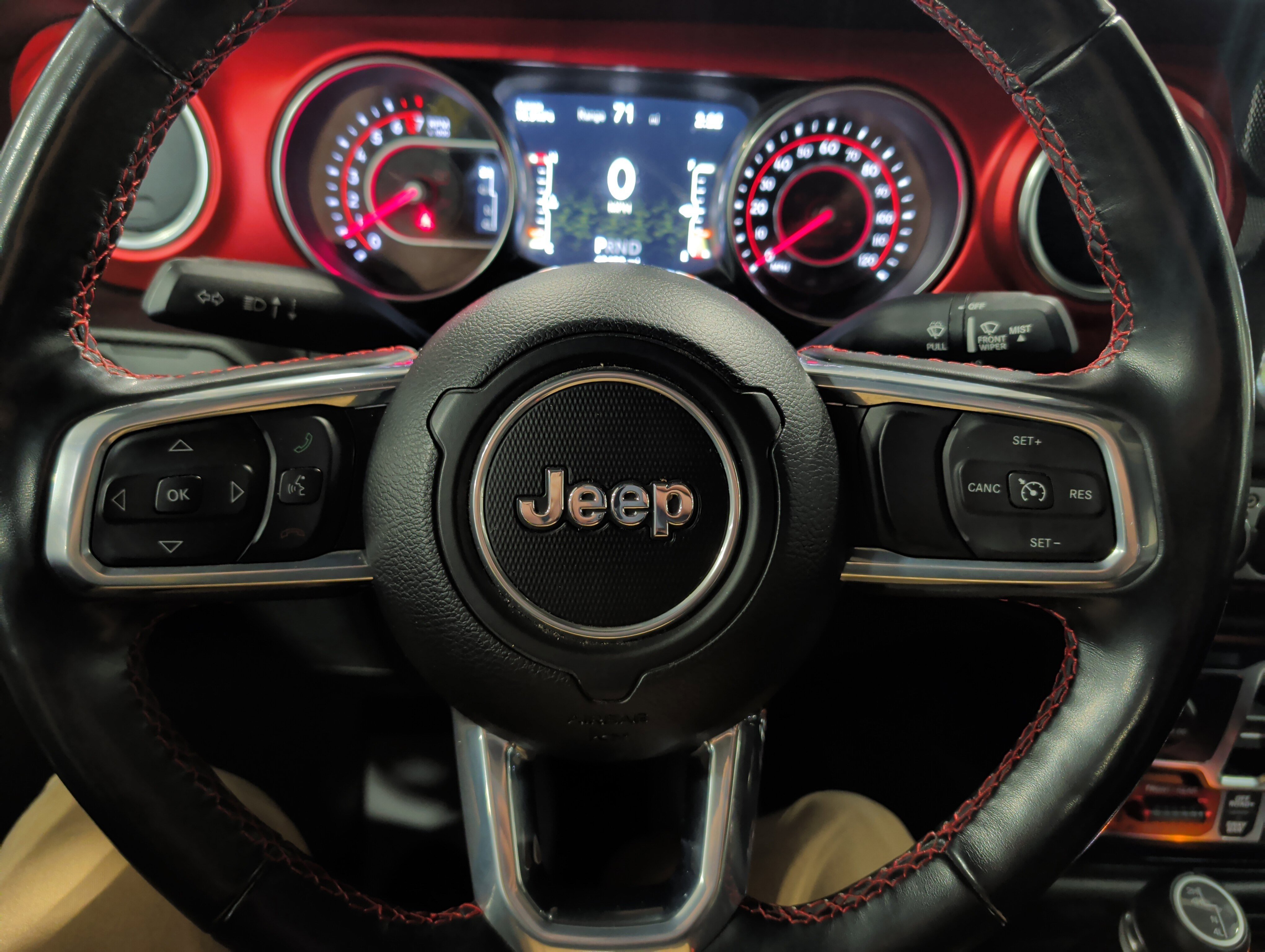 Used 2021 Jeep Gladiator Rubicon AWD/4WD image 9