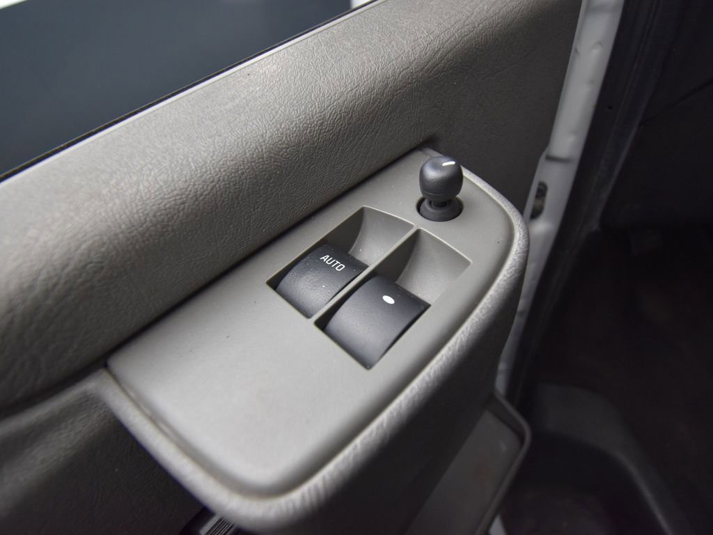 Used 2019 Chevrolet Express 3500 LT w/ LT Preferred Equipment Group image 11
