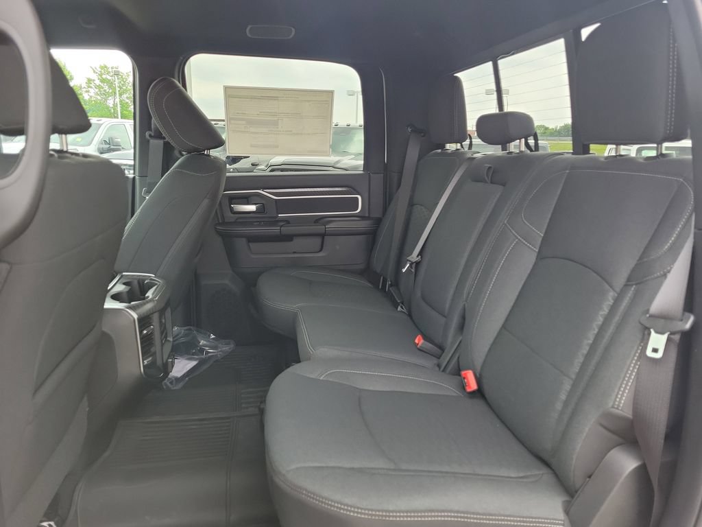 New 2026 RAM 2500 Big Horn AWD/4WD image 8