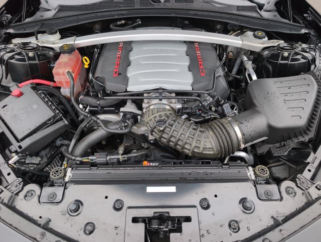 Used 2023 Chevrolet Camaro SS RWD image 33