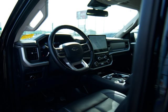 Certified 2024 Ford Expedition XLT AWD/4WD image 14