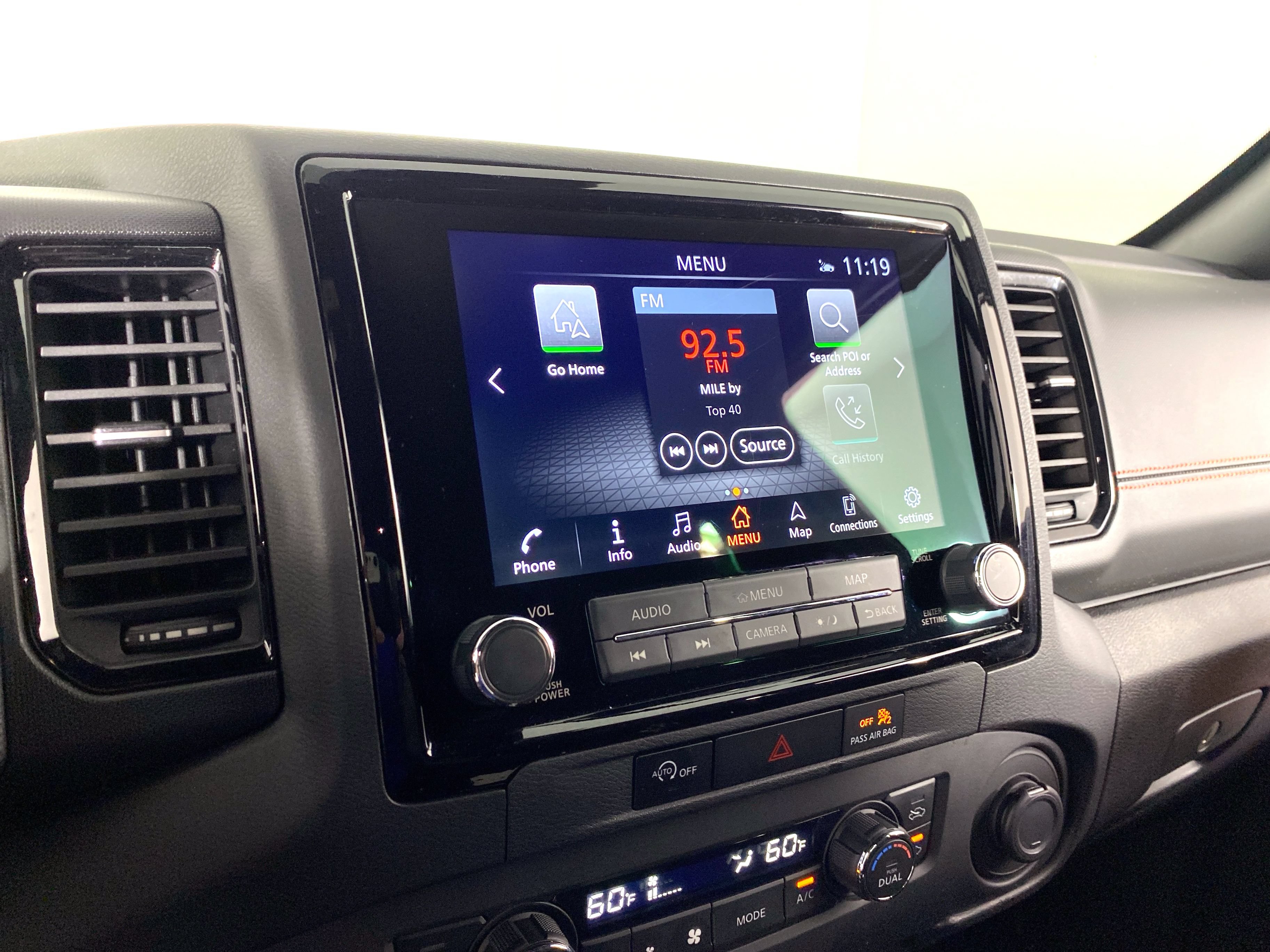 Used 2023 Nissan Frontier PRO-4X w/ Technology Package AWD/4WD image 28
