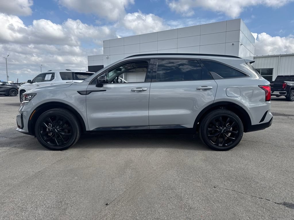 Used 2023 Kia Sorento SX video 3