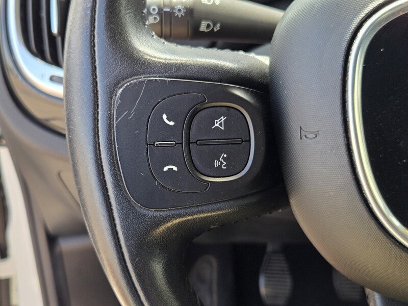 Used 2015 FIAT 500L Trekking FWD image 19