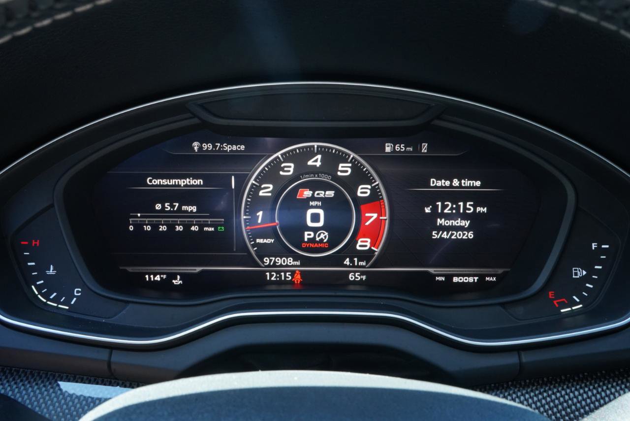 Used 2018 Audi SQ5 Premium Plus w/ S Sport Package AWD/4WD image 30