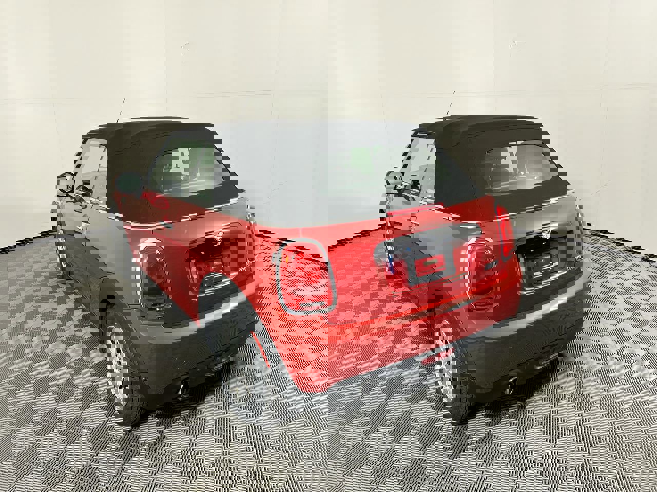 Used 2017 MINI Cooper Convertible image 5