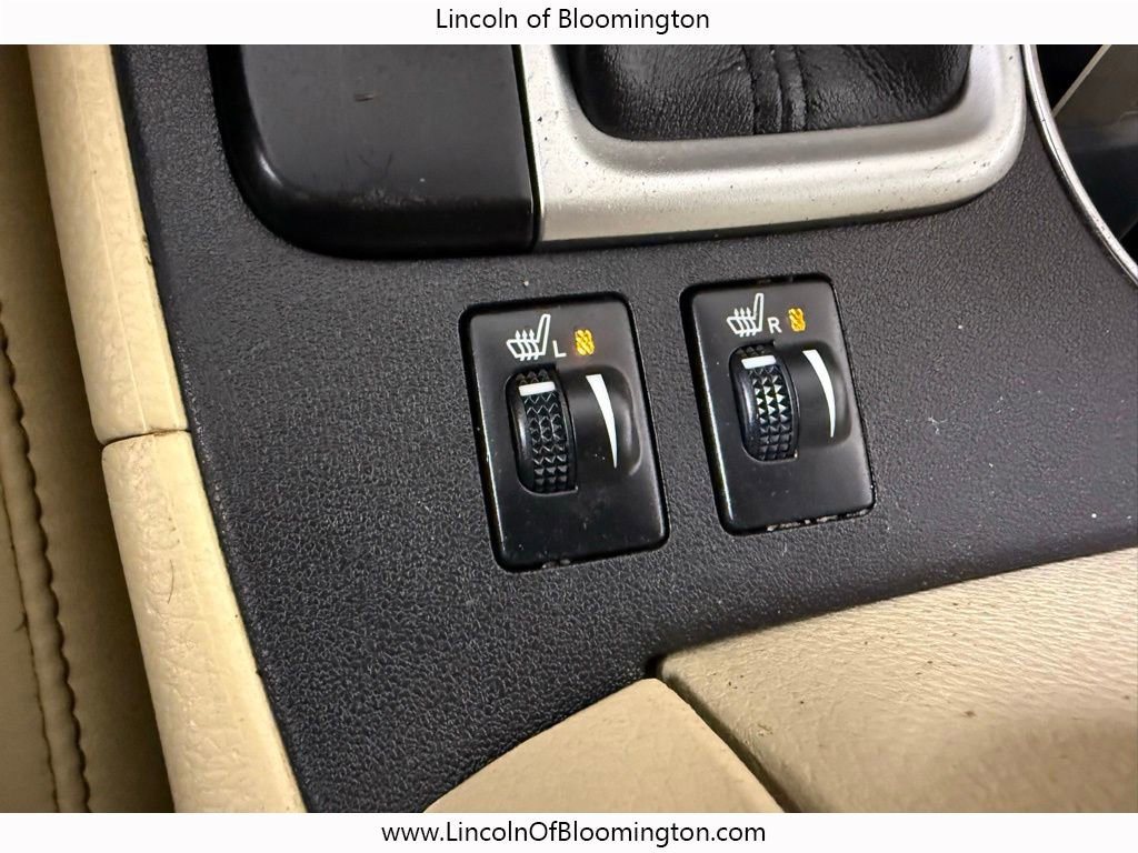 Used 2015 Toyota Highlander XLE image 41