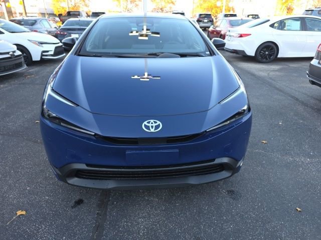 New 2026 Toyota Prius LE FWD image 2