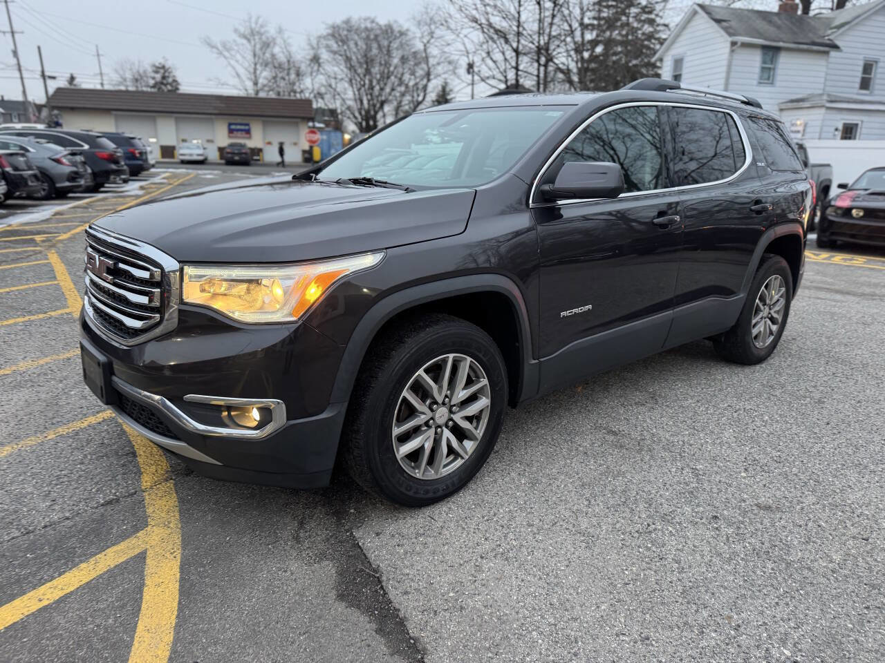 Used 2017 GMC Acadia SLE FWD image 24