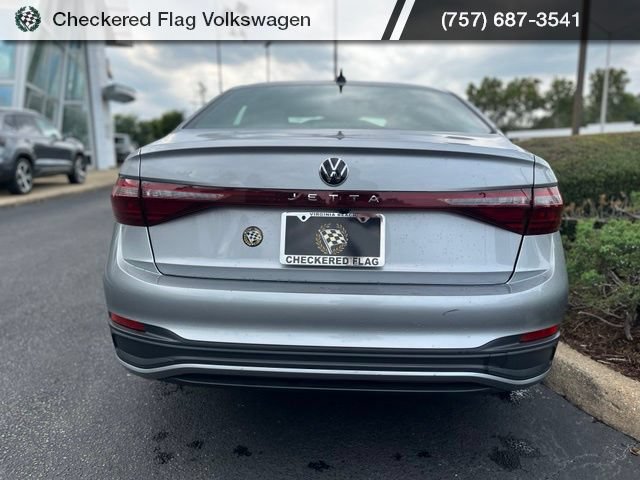 Used 2025 Volkswagen Jetta Sport FWD image 10