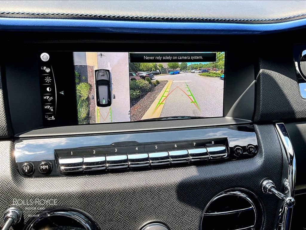 Certified 2023 Rolls-Royce Cullinan AWD/4WD image 19
