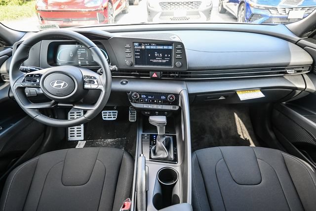 Certified 2026 Hyundai Elantra Sport FWD image 17
