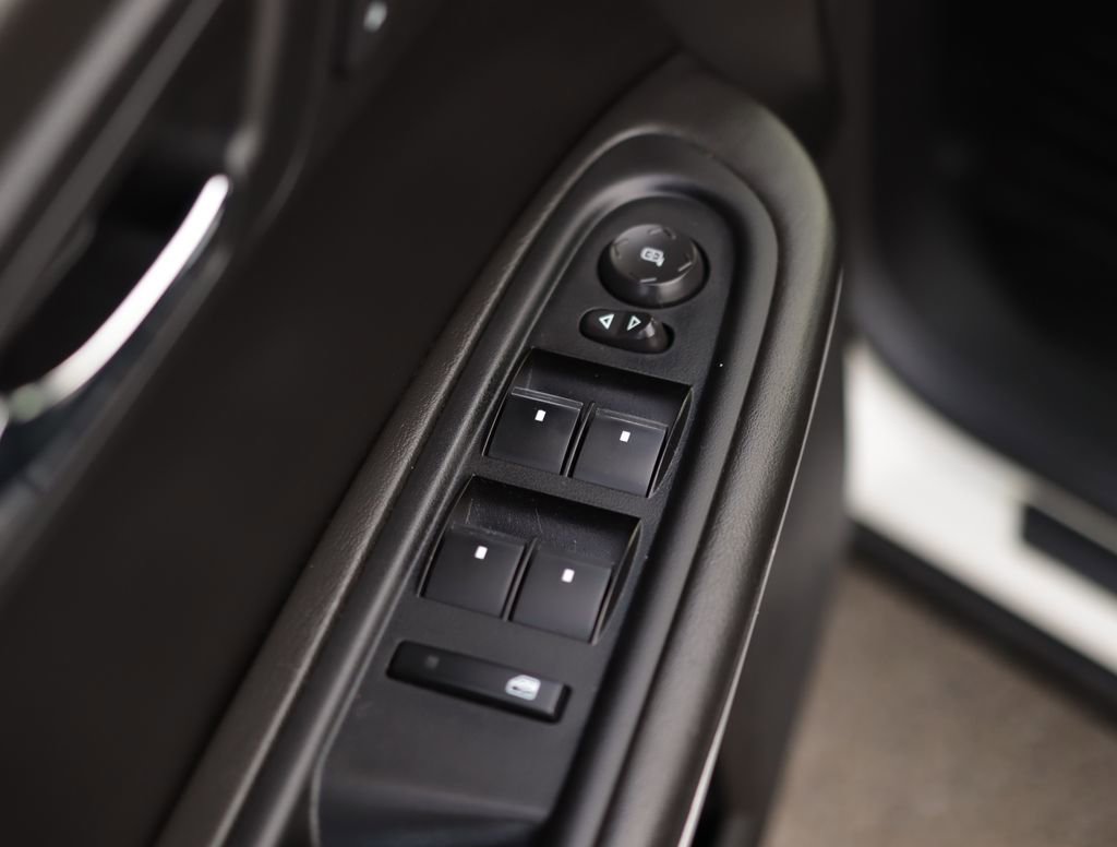 Used 2012 GMC Acadia SL w/ Preferred Package image 19