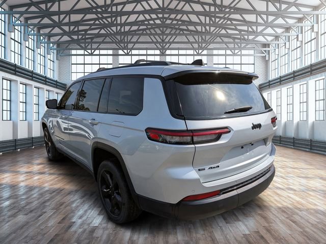 Used 2023 Jeep Grand Cherokee L Laredo image 6