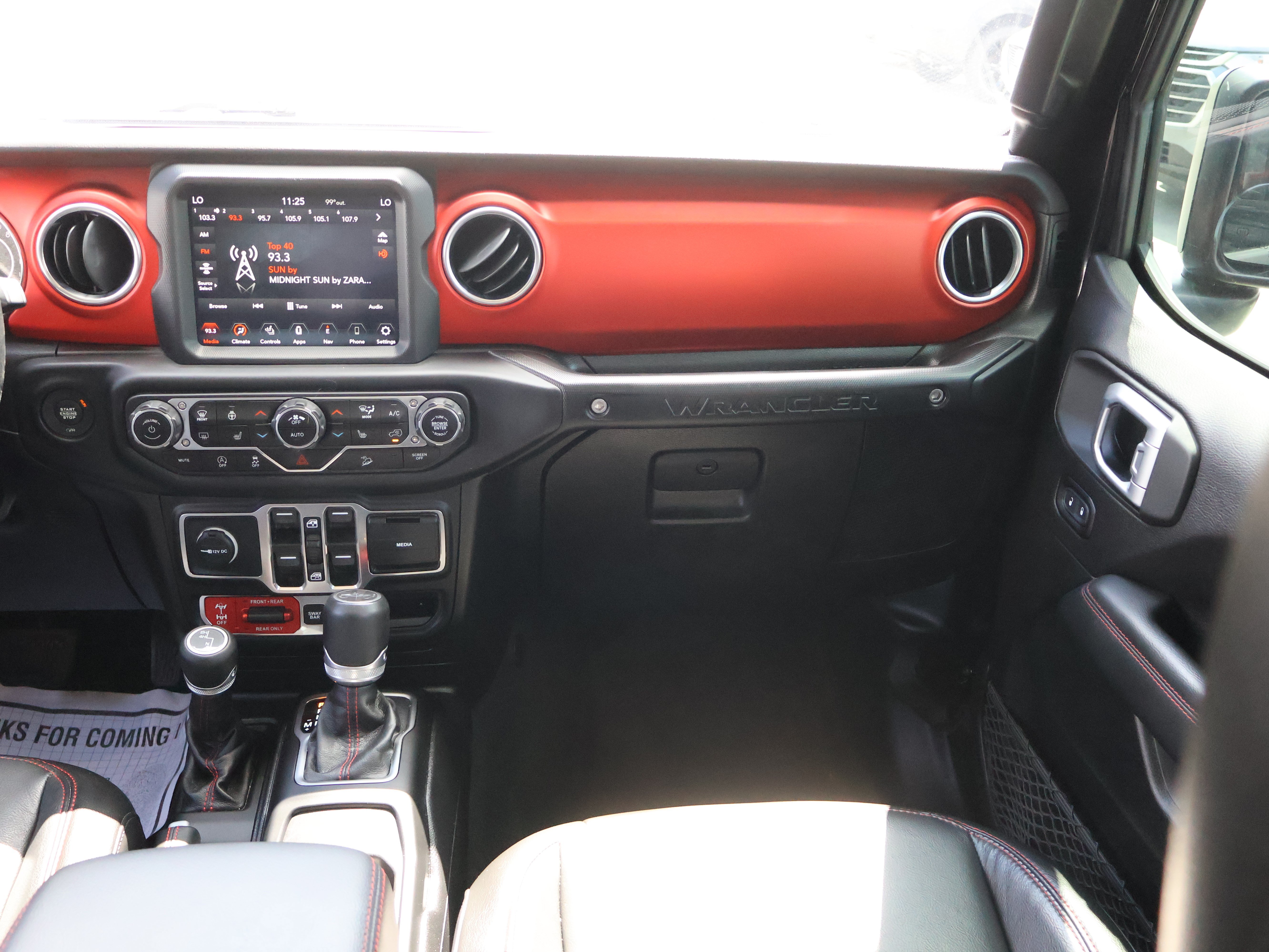 Used 2019 Jeep Wrangler Unlimited Rubicon AWD/4WD image 13