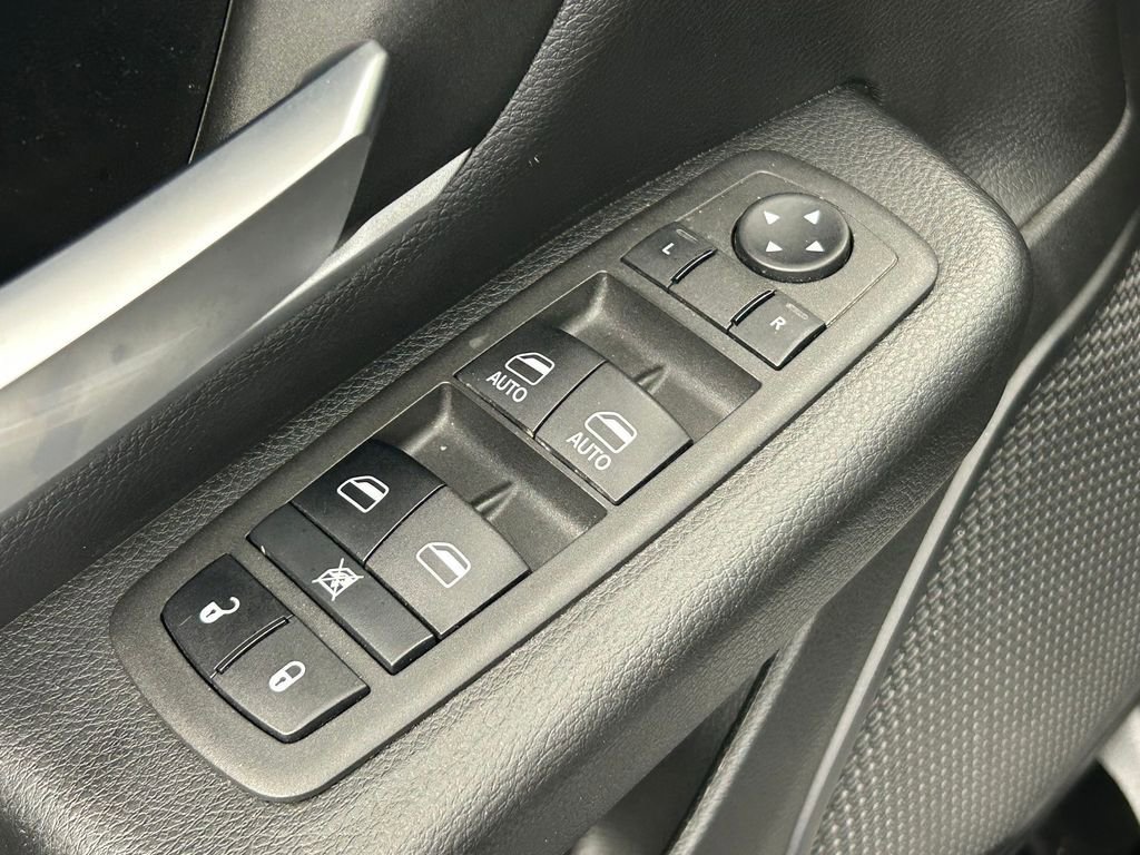 Used 2022 RAM 1500 Big Horn w/ Night Edition RWD image 14
