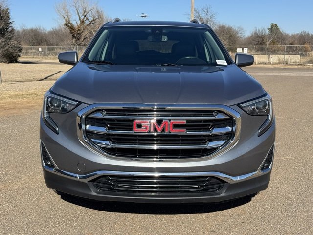 Used 2021 GMC Terrain SLT w/ Infotainment Package II image 2