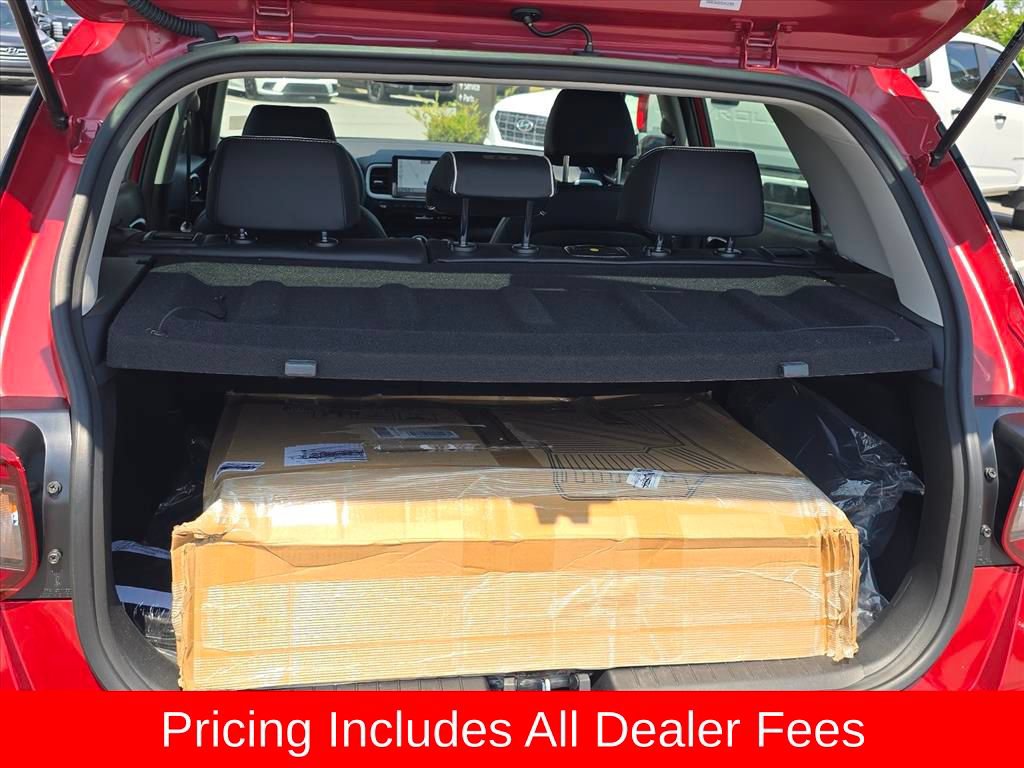 Certified 2025 Hyundai Venue Limited FWD image 14