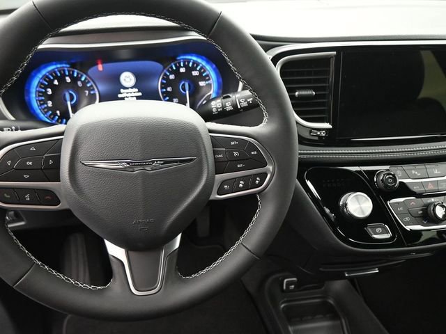 New 2026 Chrysler Pacifica Select image 41