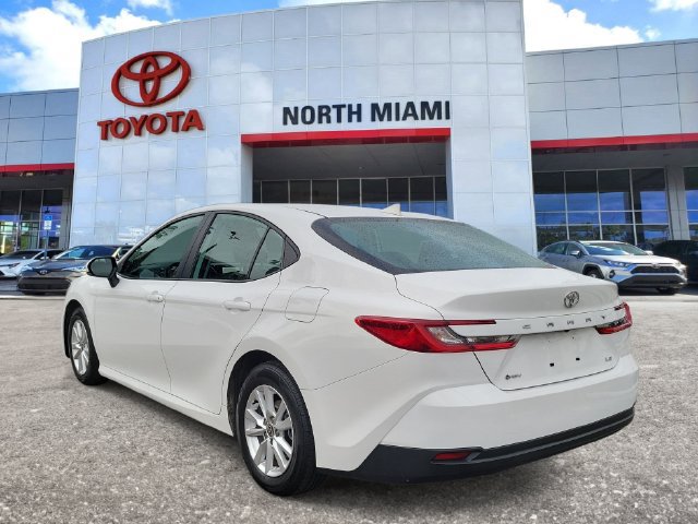 Used 2025 Toyota Camry LE FWD image 3