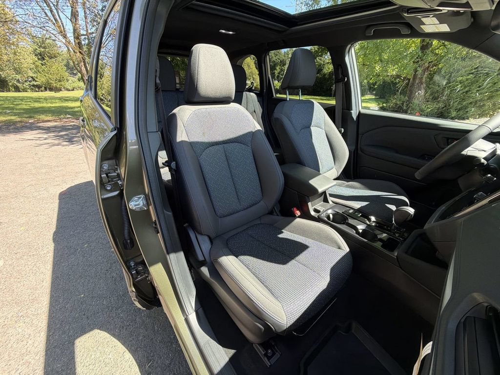 Used 2026 Subaru Forester Premium AWD/4WD image 25