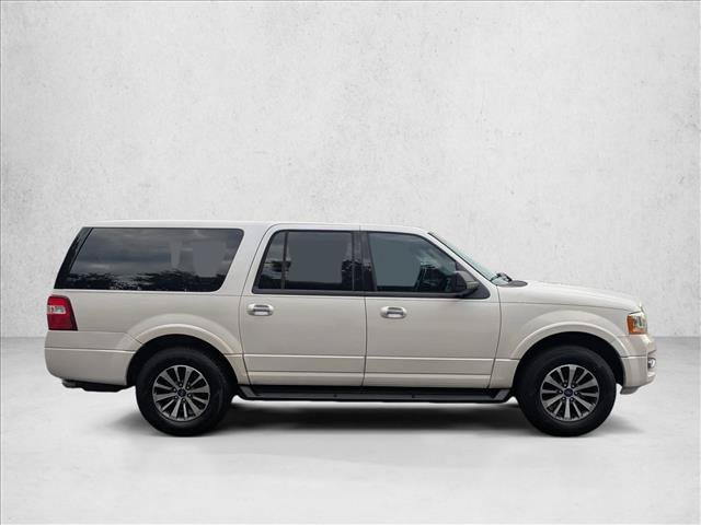 Used 2017 Ford Expedition EL XLT w/ Equipment Group 202A RWD image 4