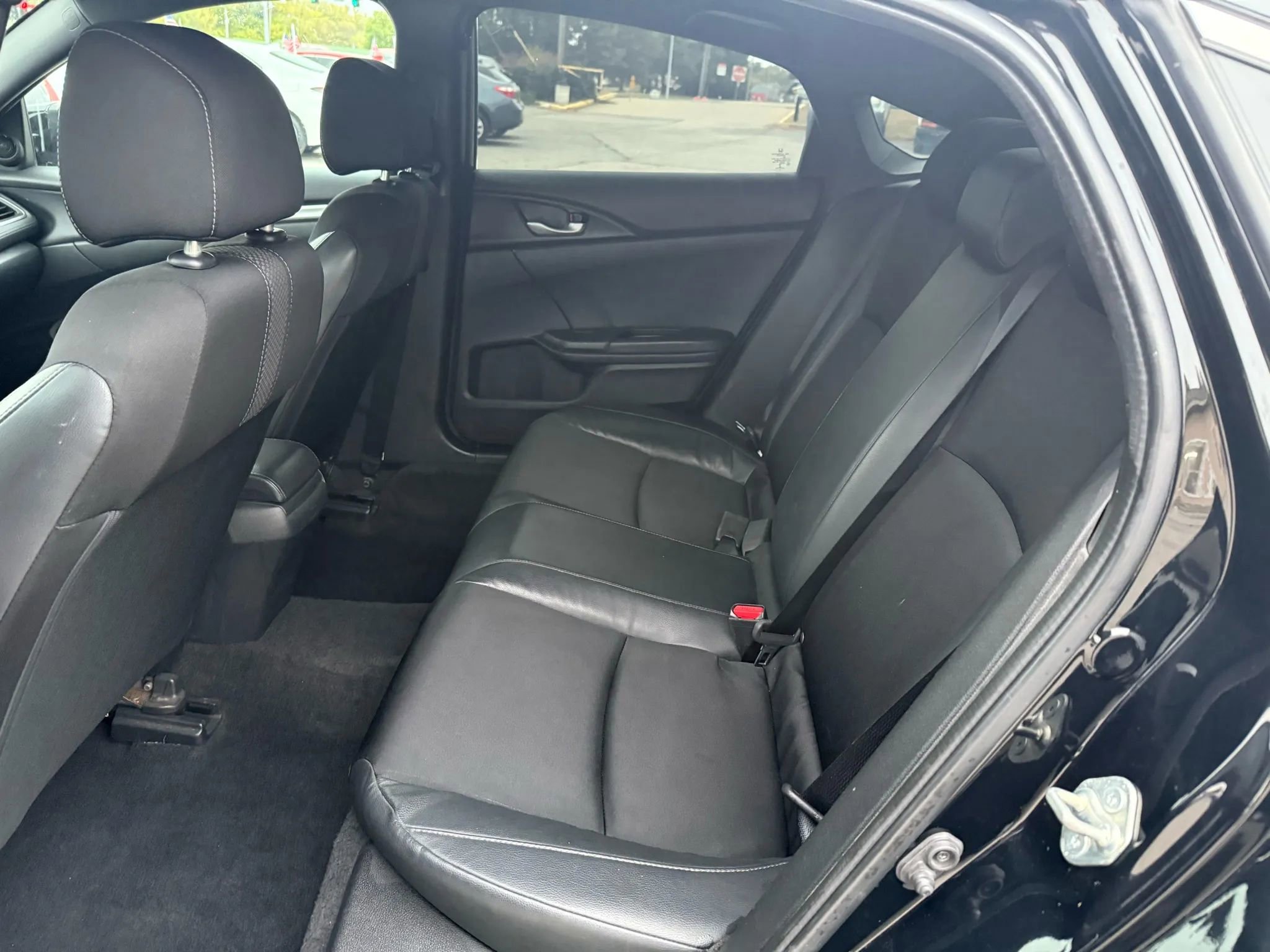 Used 2020 Honda Civic Sport image 11