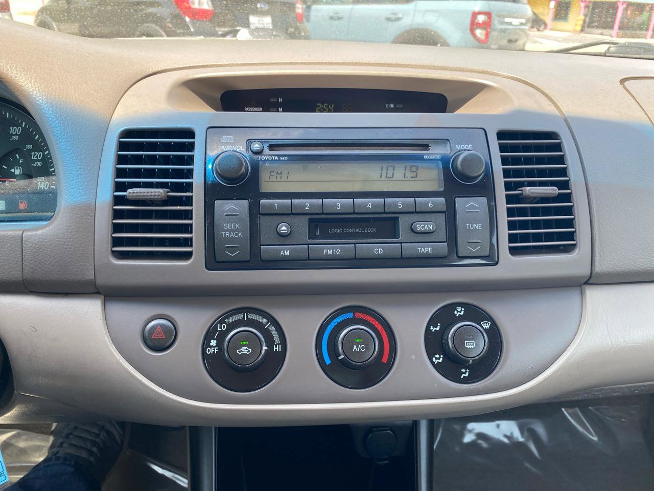 Used 2003 Toyota Camry XLE FWD image 20