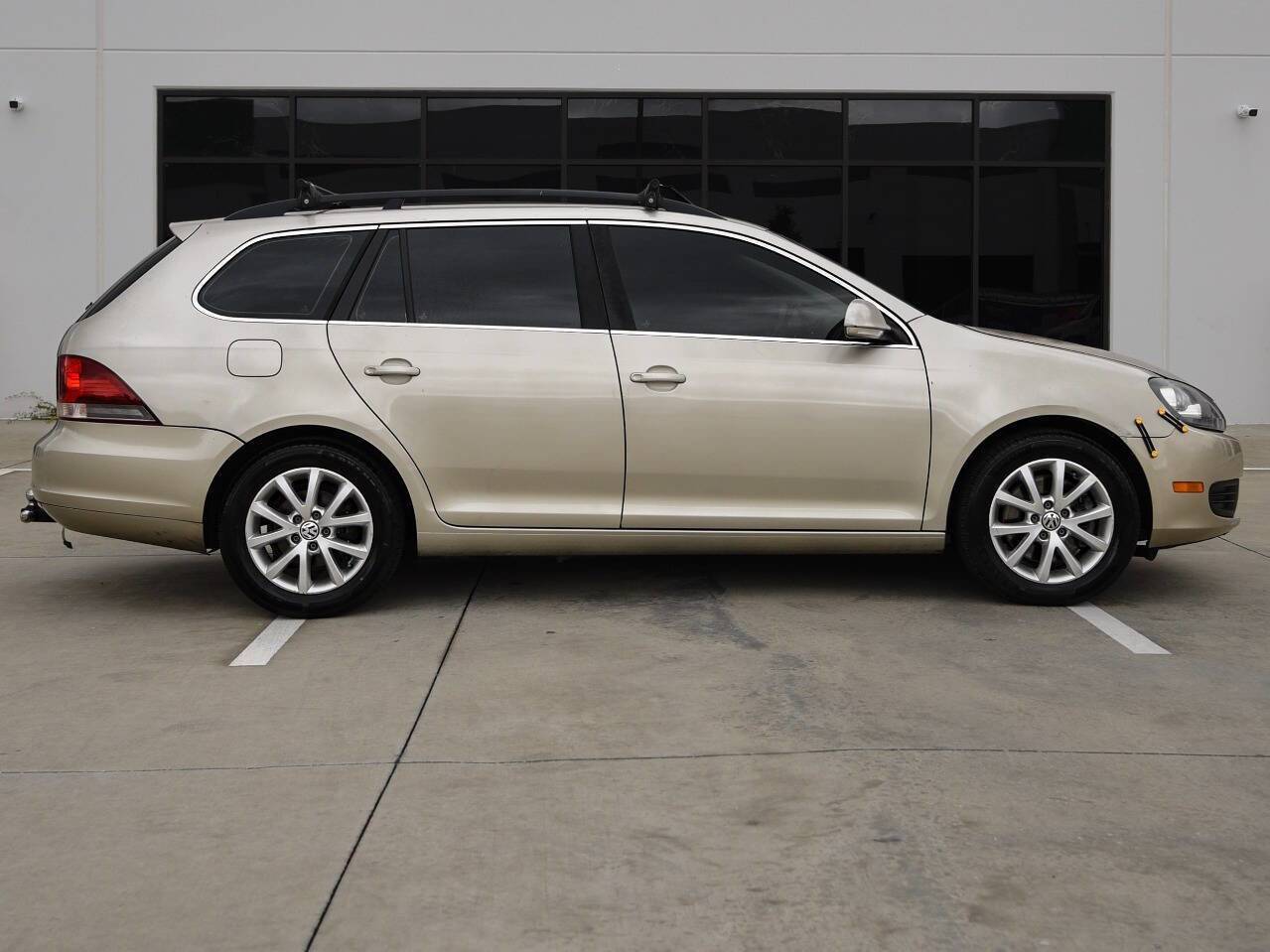 Used 2013 Volkswagen Jetta TDI image 9