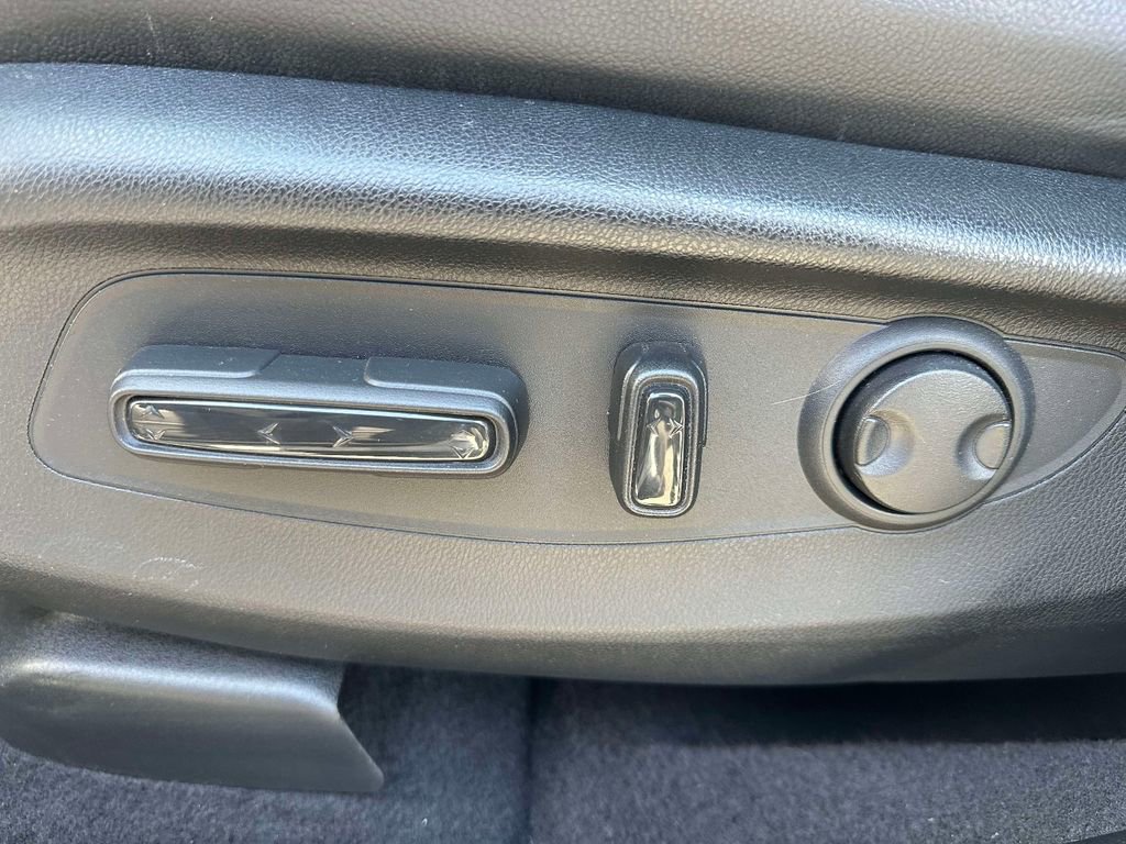 Used 2024 Honda CR-V EX-L image 23
