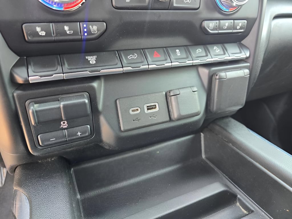 Used 2021 GMC Sierra 2500 AT4 AWD/4WD image 18