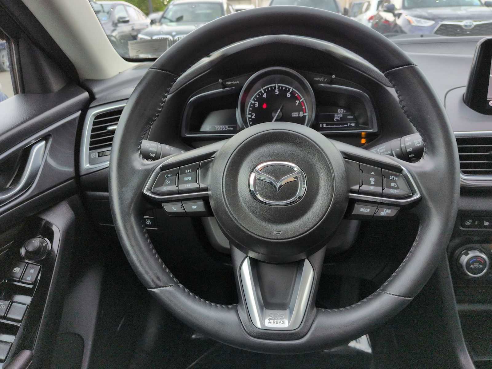 Used 2018 MAZDA MAZDA3 Grand Touring w/ Premium Equipment Package FWD image 25