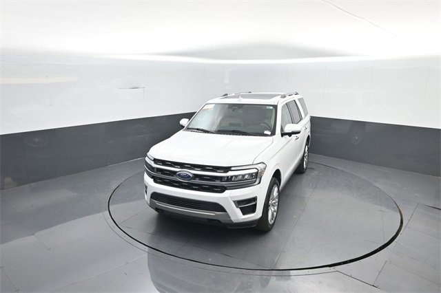 Used 2023 Ford Expedition Limited image 19