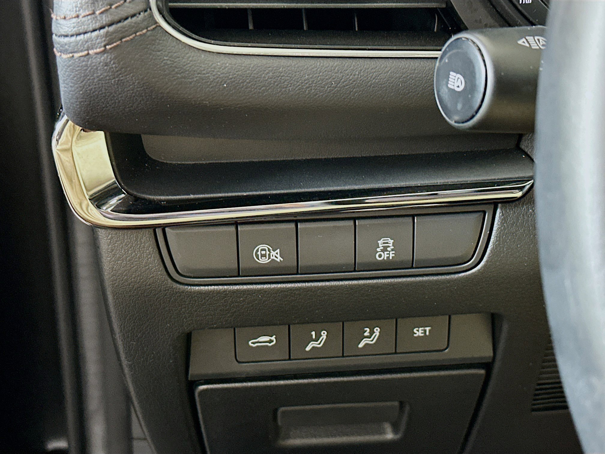 Used 2025 MAZDA MAZDA3 s image 17