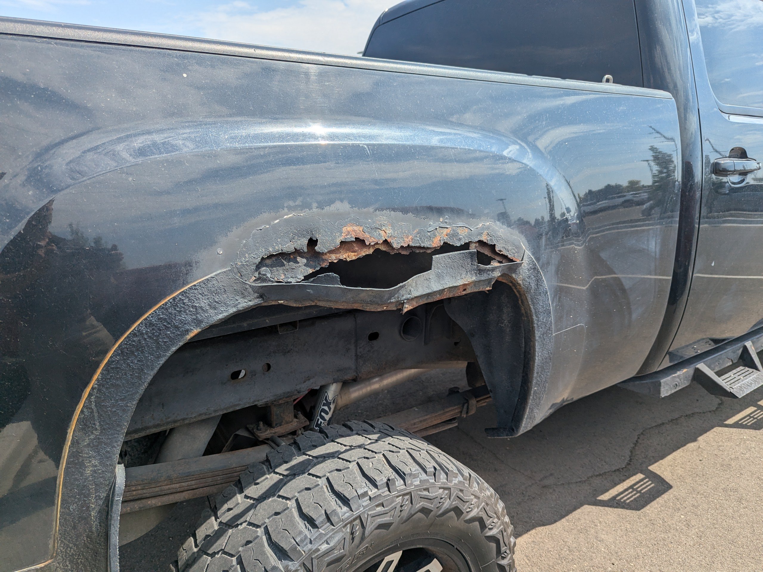 Used 2010 GMC Sierra 2500 SLT AWD/4WD image 25
