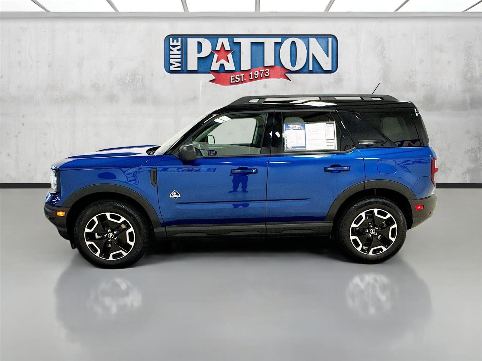 Certified 2024 Ford Bronco Sport Outer Banks w/ Tech Package AWD/4WD image 4
