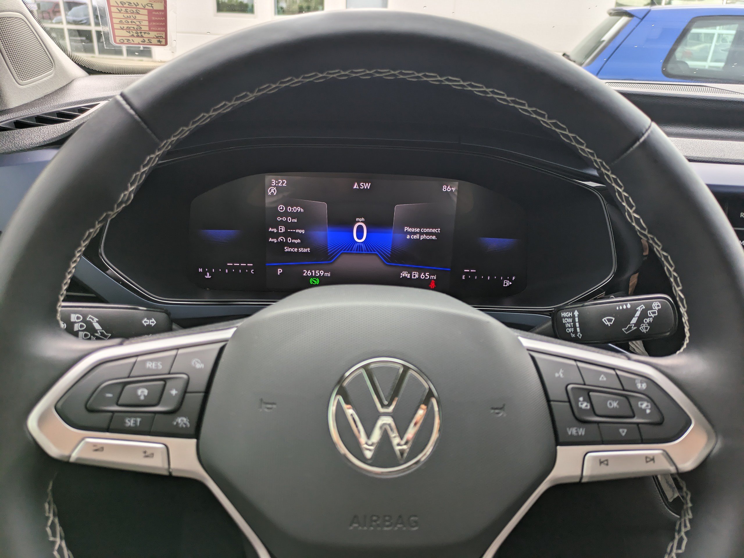 Certified 2024 Volkswagen Taos SE FWD image 24